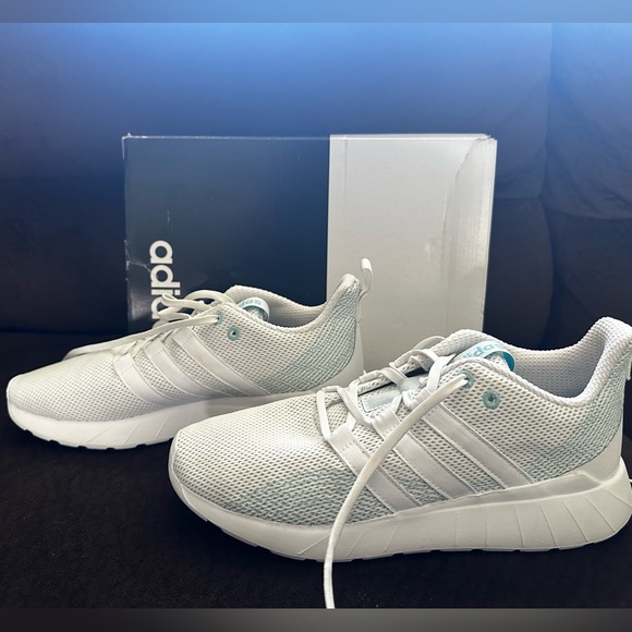 Adidas Shoes - Picture 2 of 5